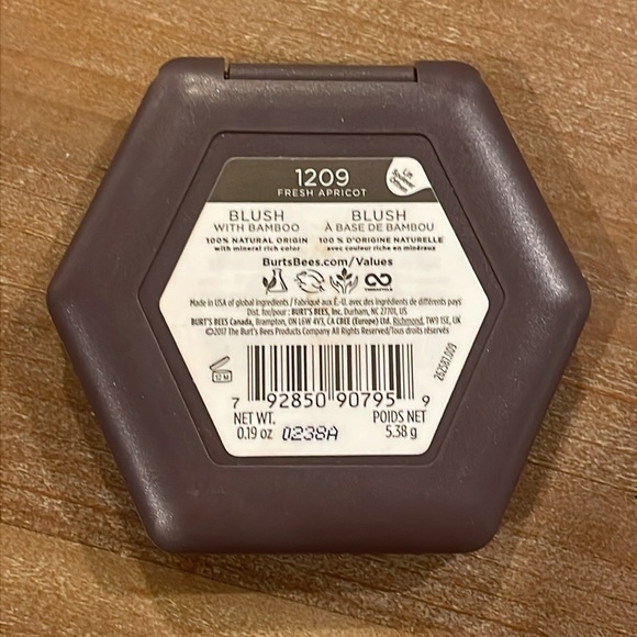 Burt’s Bees Blush - Picture 3 of 3